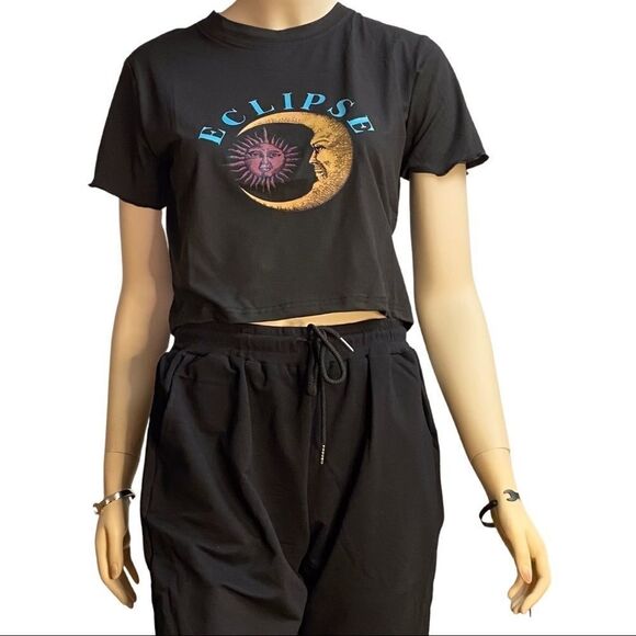 Black Celestial Sun Short Sleeve Cropped Top NEW - Picture 2 of 4